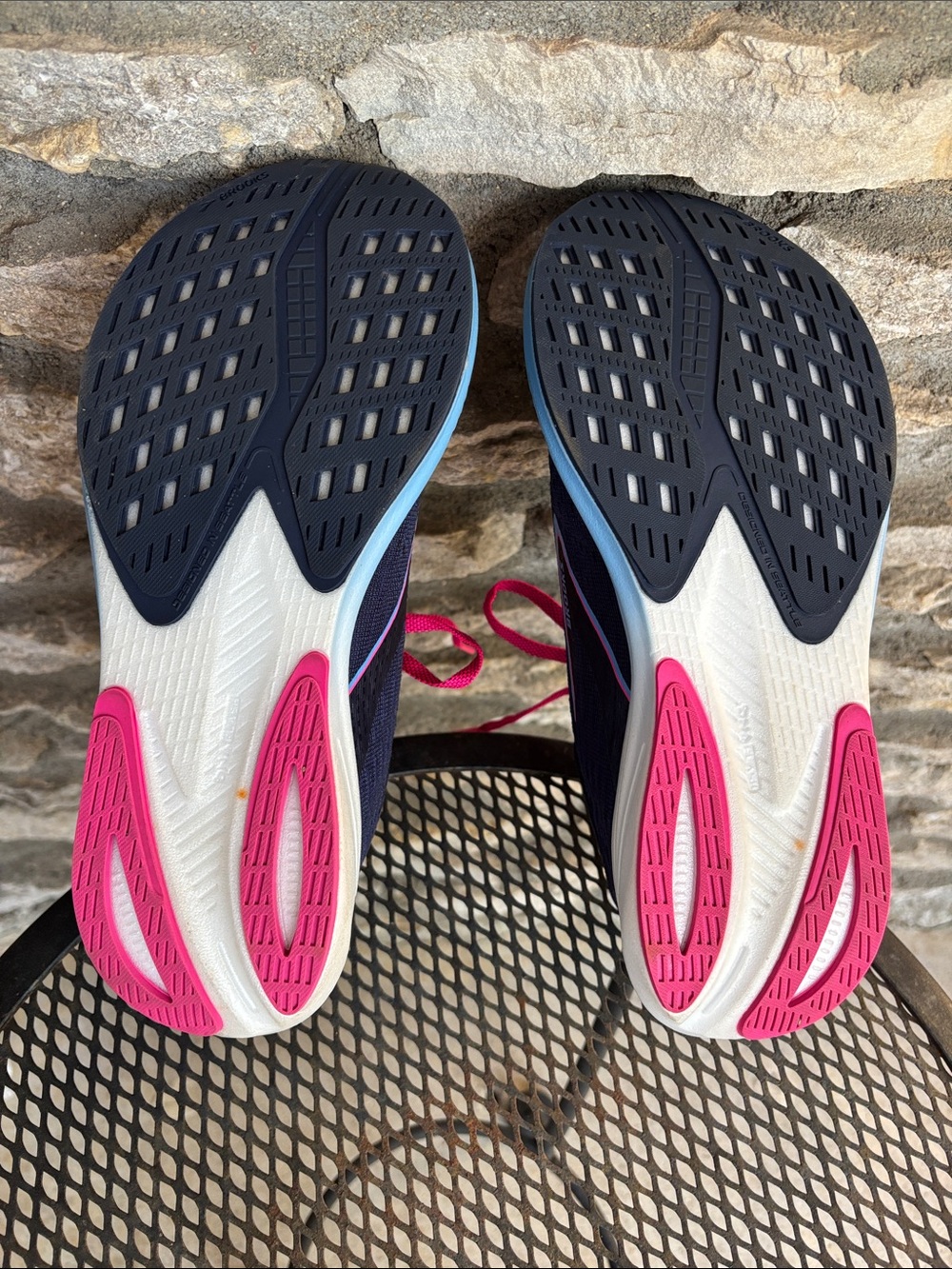 Brooks Speed Sneakers - Picture 7 of 8